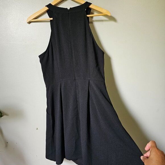 EUC SPEECHLESS BLACK CUT OUT HALTER NECK SKATER DRESS SIZE LARGE - Picture 9 of 14